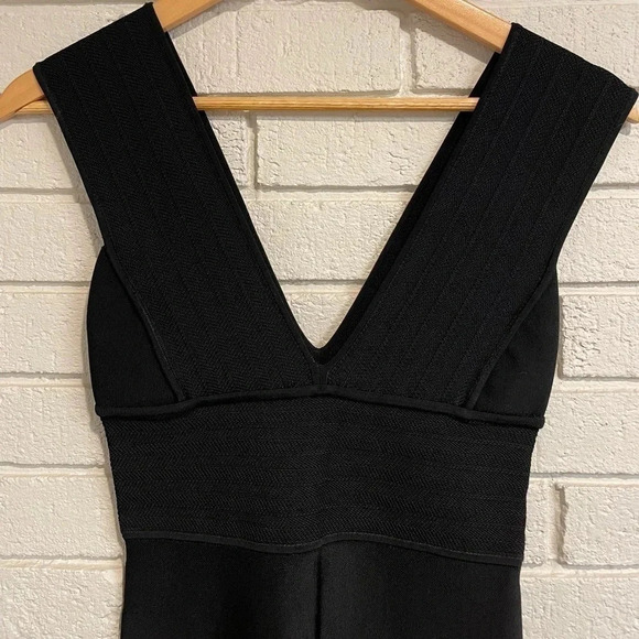 Elizabeth and James body con dress size small - Picture 3 of 5